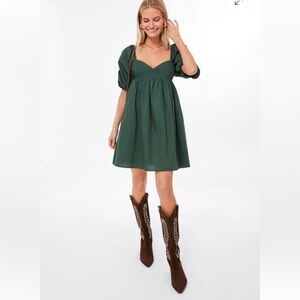 Hyacinth House emerald puff sleeve Sasha mini dress, size Large